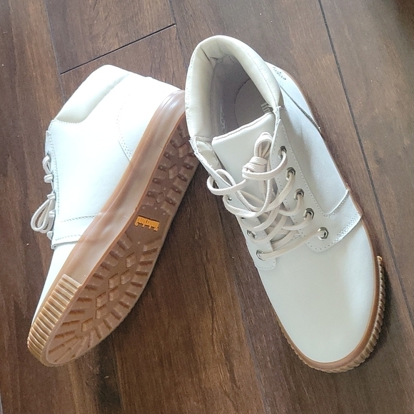 NEW! TIMBERLAND Skyla Bay Chukka Sneaker Boots 9.5. - Picture 3 of 8